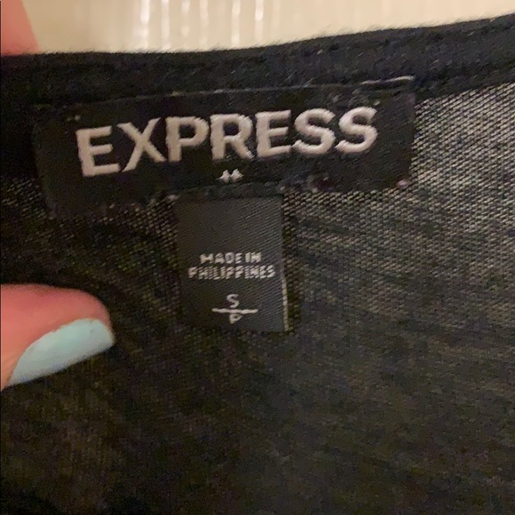 Express floral tank top with zipper. - Picture 6 of 7